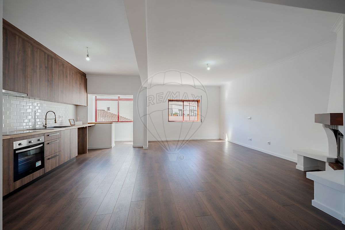 Apartamento T3 à venda em Amares