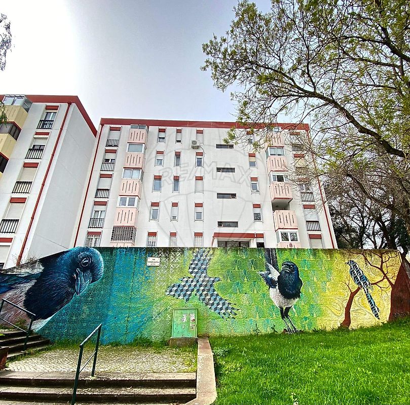 Apartamento T3 à venda em Loures