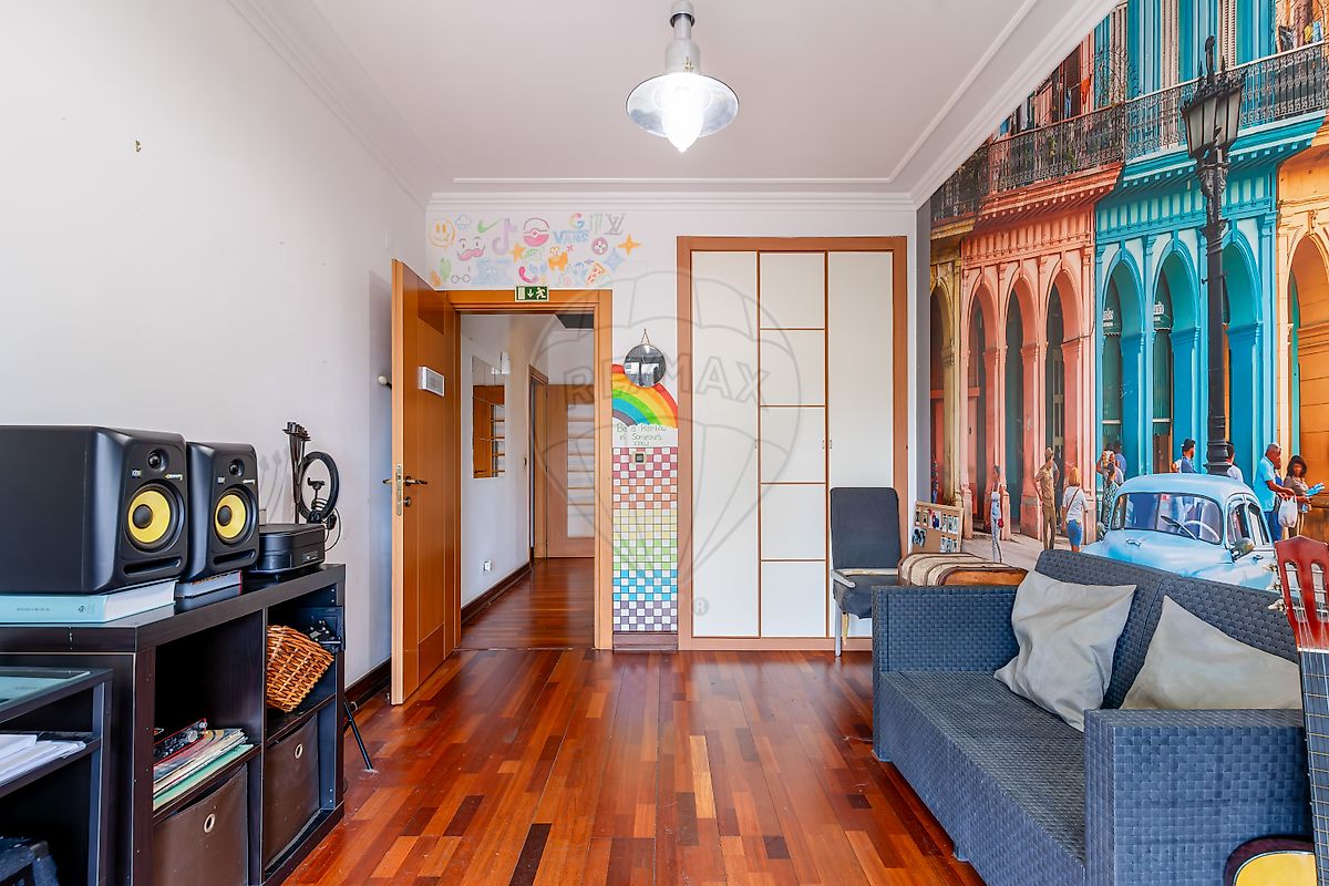 Apartamento T4 à venda em Santo António dos Cavaleiros e Frielas, Loures — foto 17