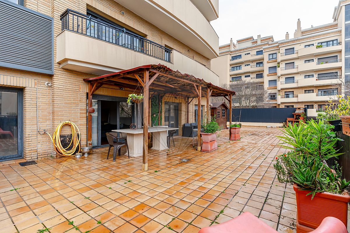 Apartamento T4 à venda em Santo António dos Cavaleiros e Frielas, Loures — foto 29
