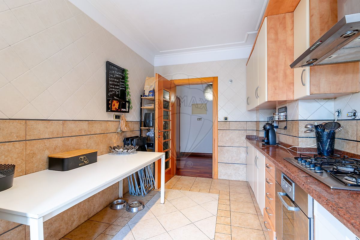 Apartamento T4 à venda em Santo António dos Cavaleiros e Frielas, Loures — foto 10