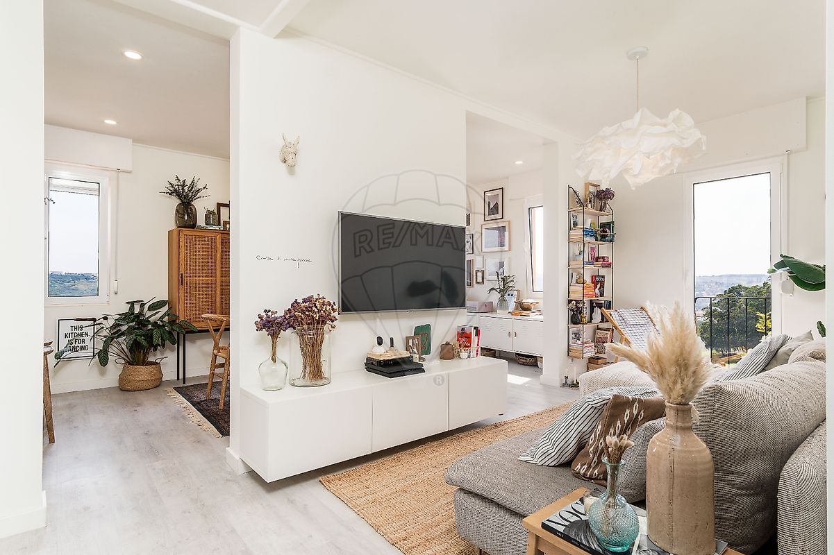 Apartamento - Santo António dos Cavaleiros e Frielas, Loures, Lisboa