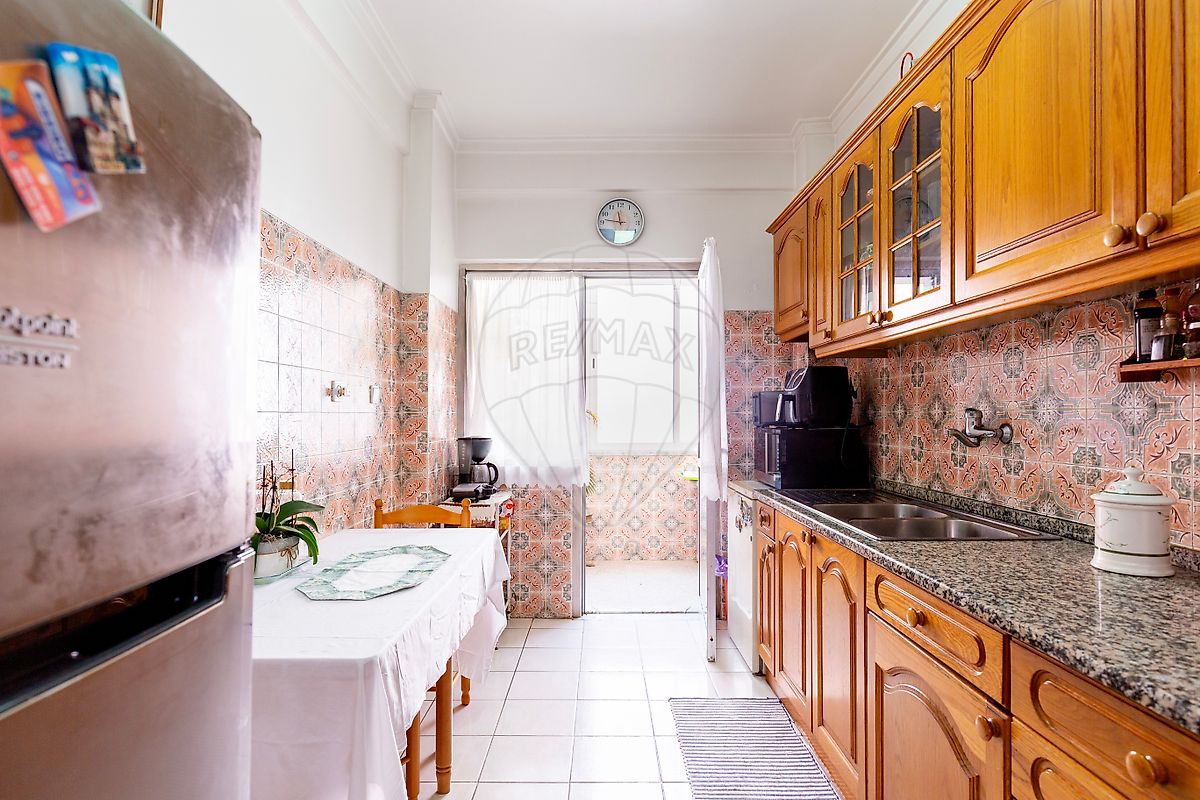 Apartamento - Santo António dos Cavaleiros e Frielas, Loures, Lisboa