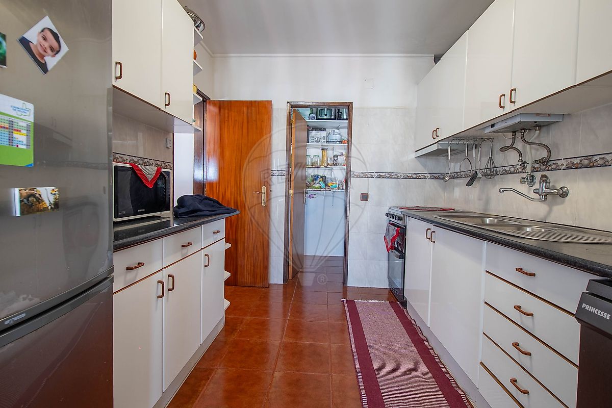 Apartamento T3 à venda em Santo António dos Cavaleiros e Frielas, Loures — foto 16