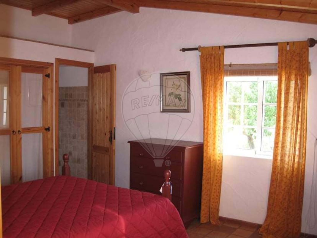 listing 126001015-24 picture-0