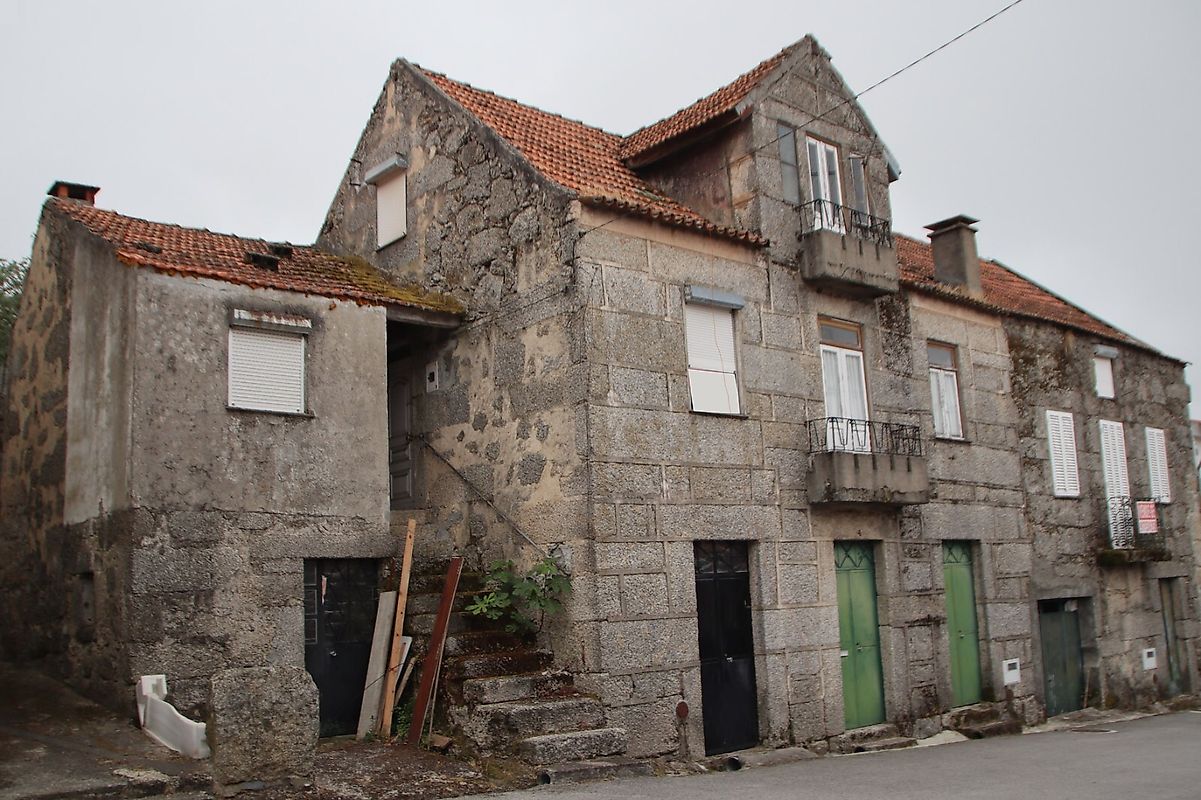 Moradia T5 à venda em Seia