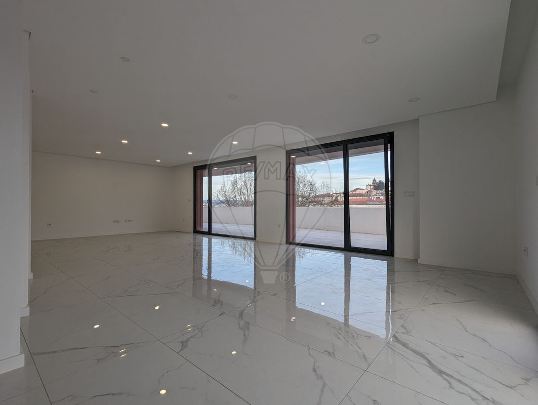 listing 126021134-17 picture-0