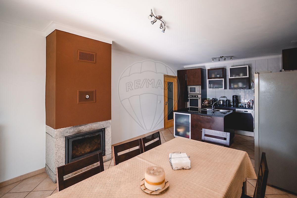 listing 126021123-6 picture-0