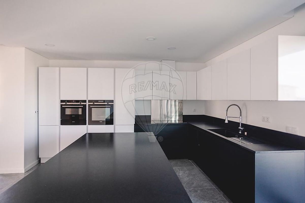 listing 126021123-7 picture-0