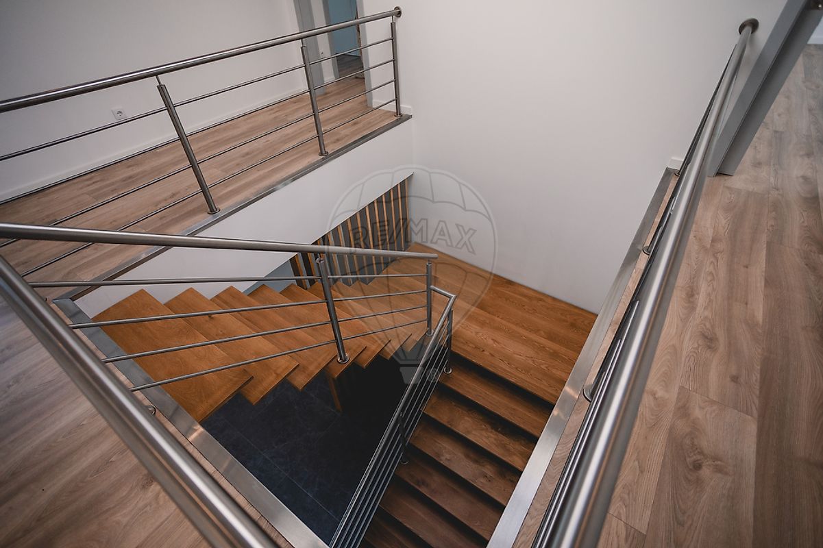 listing 126021123-7 picture-0