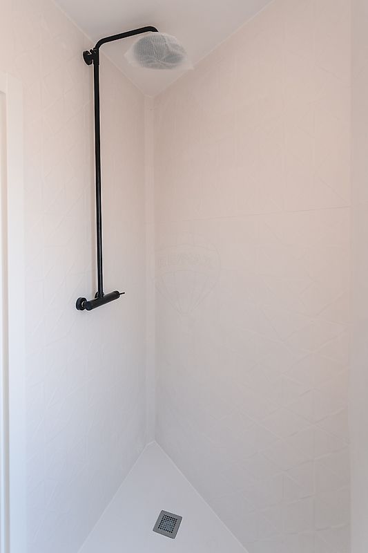 listing 126021008-210 picture-0