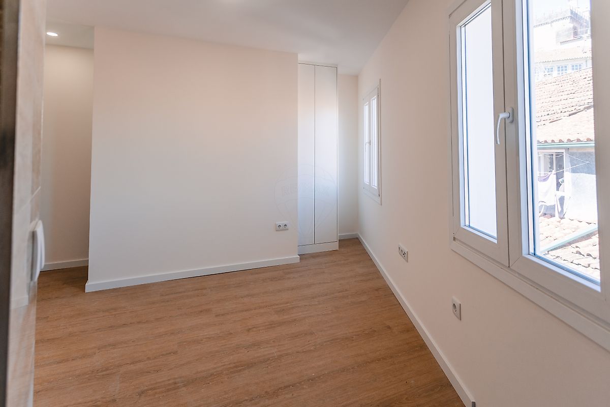 listing 126021008-210 picture-0