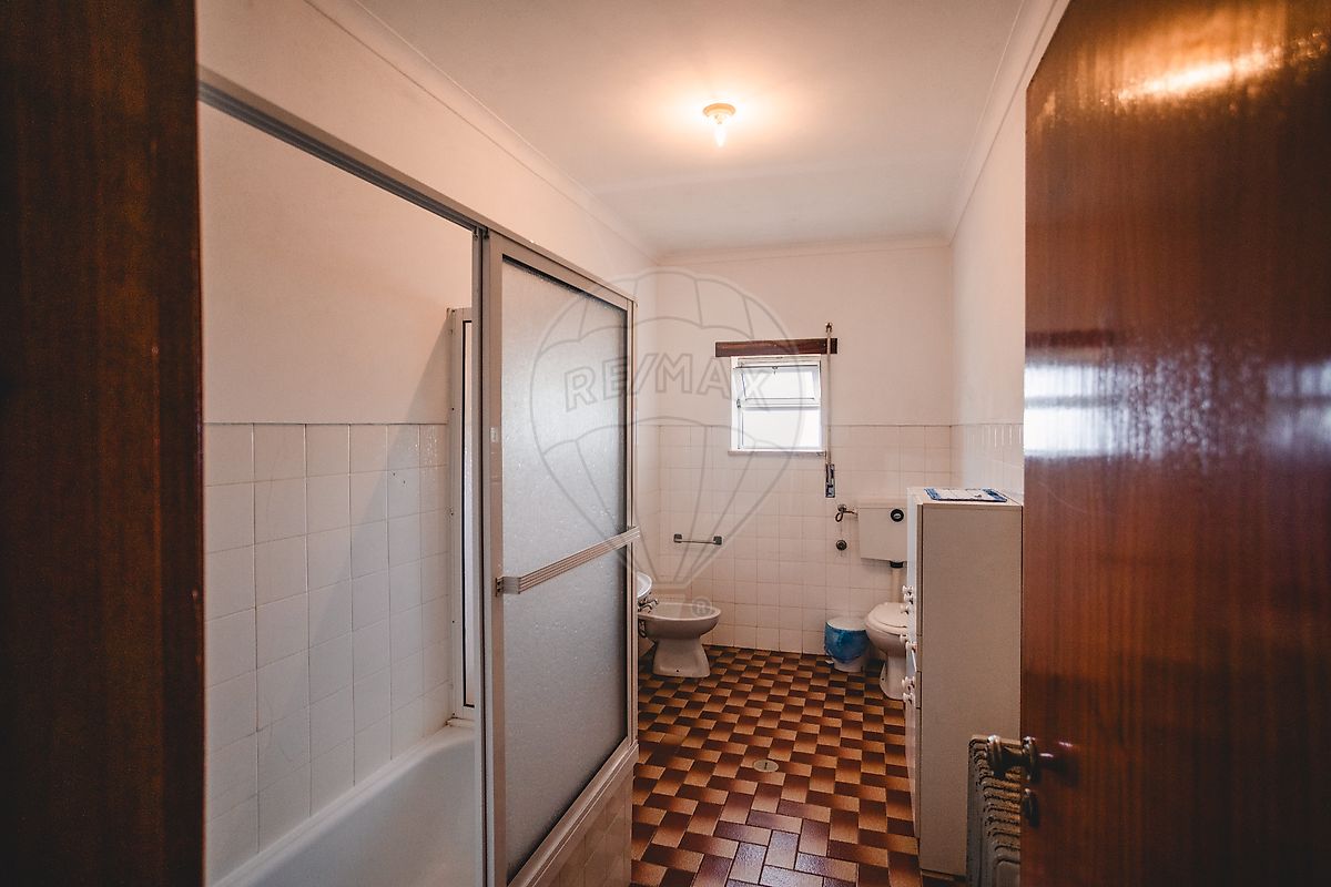 listing 126021123-11 picture-0