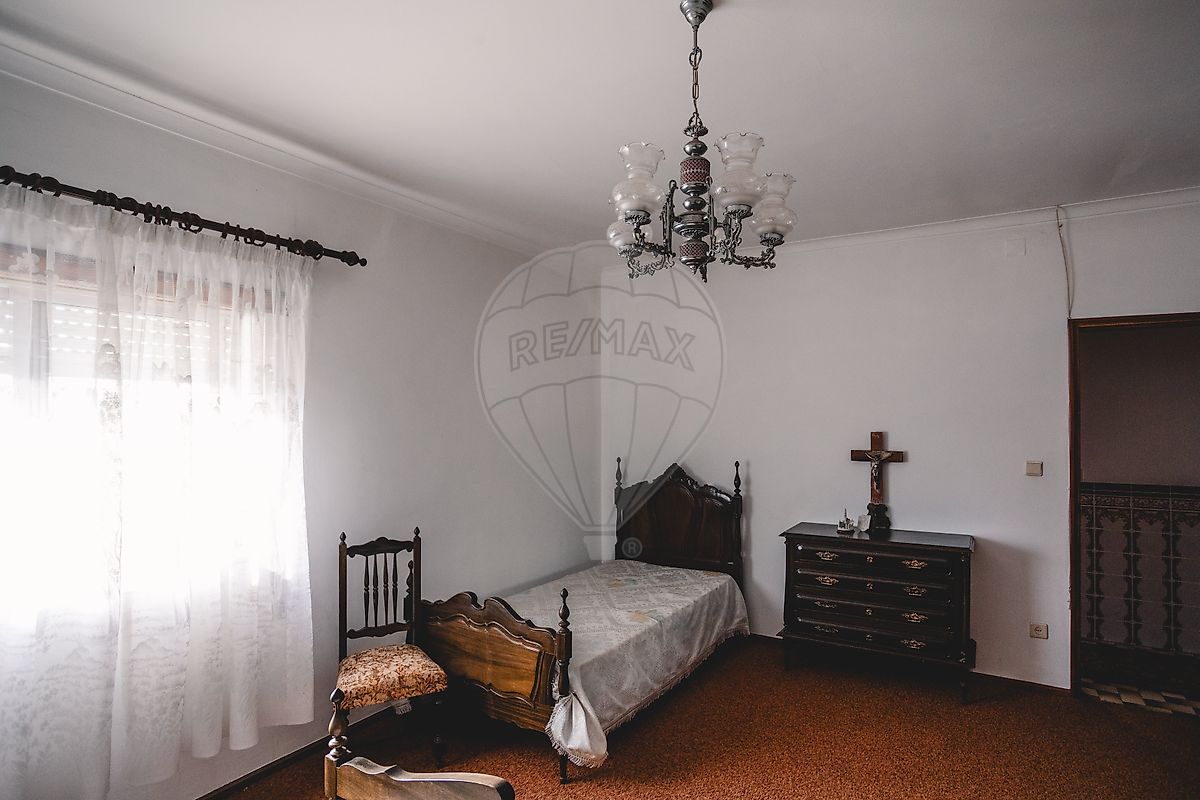 listing 126021123-11 picture-0