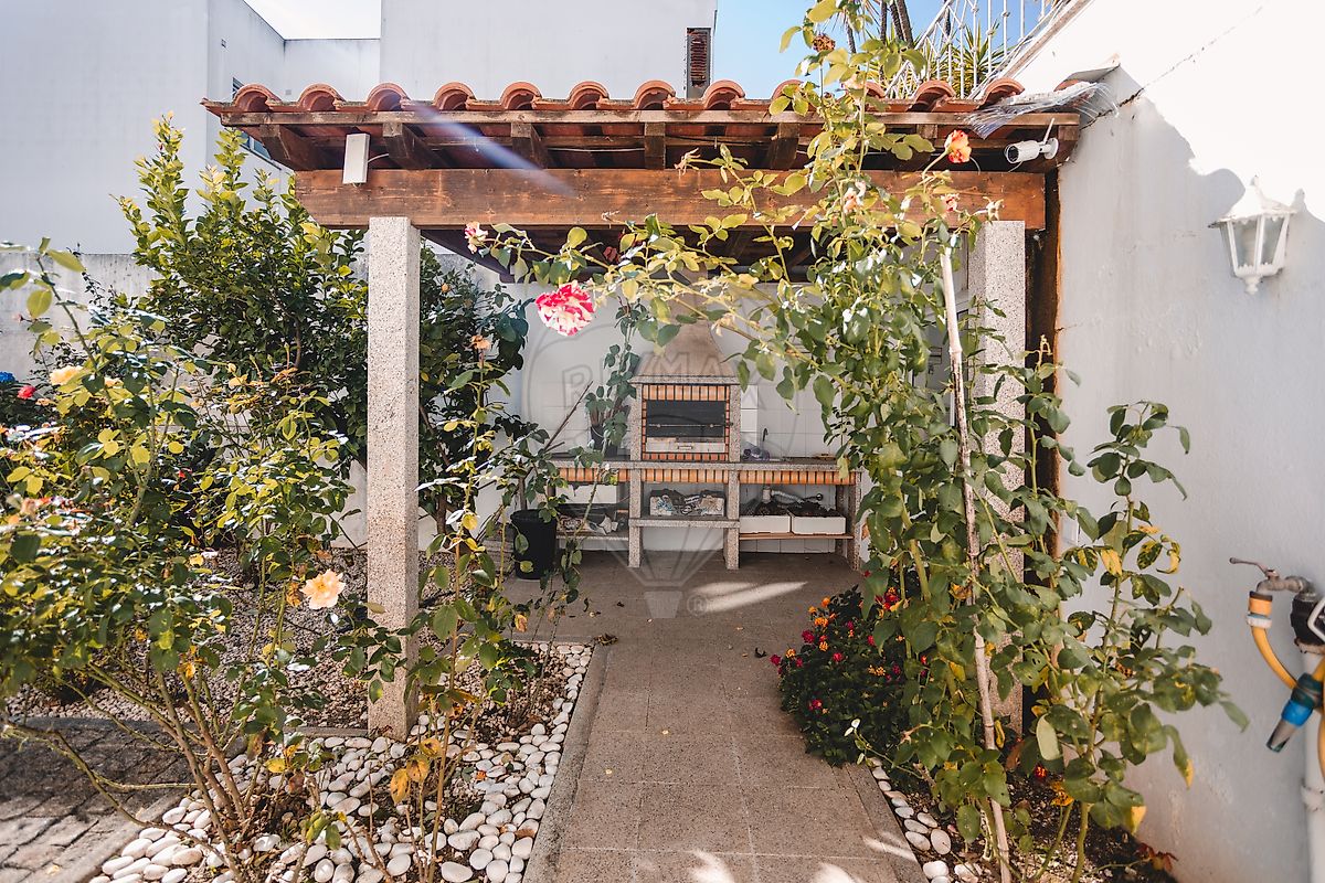 listing 126021082-8 picture-0