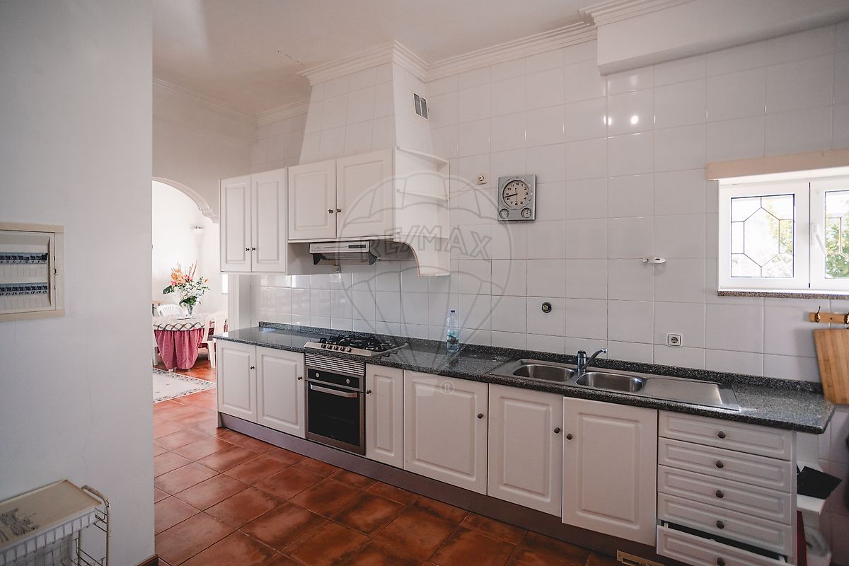 listing 126021082-8 picture-0