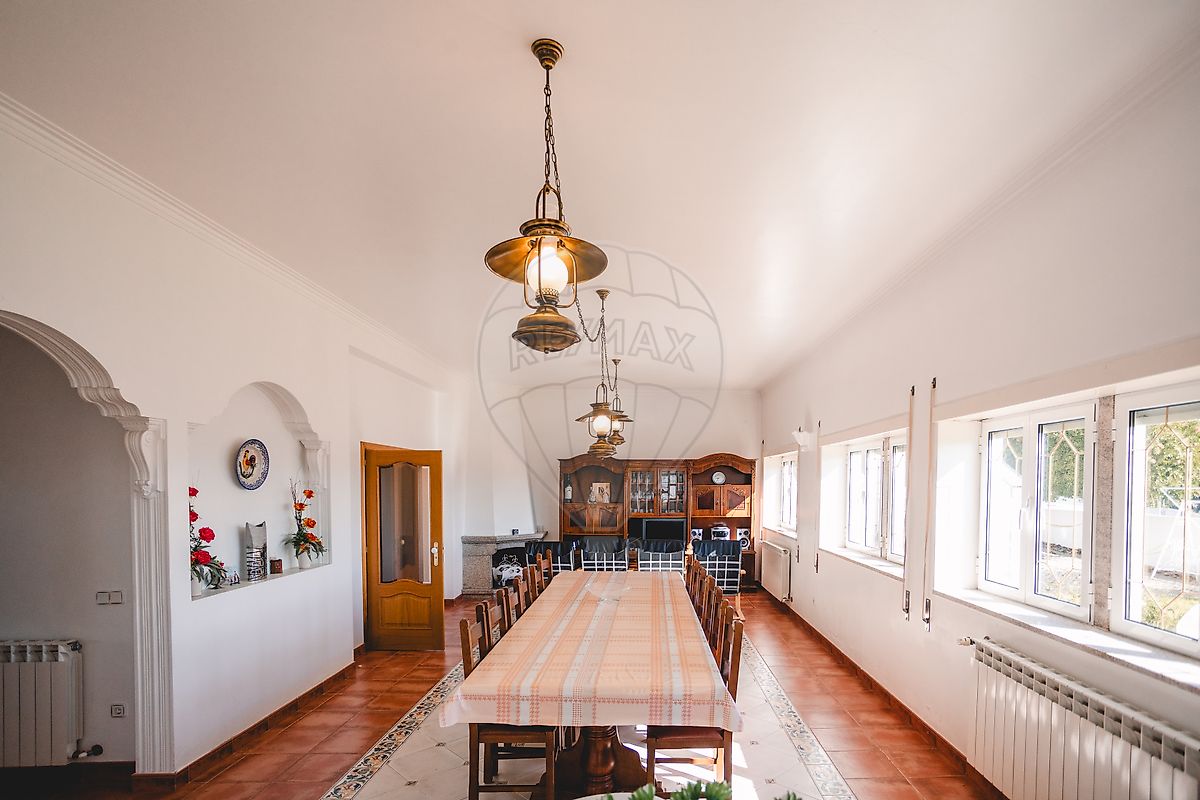 listing 126021082-8 picture-0