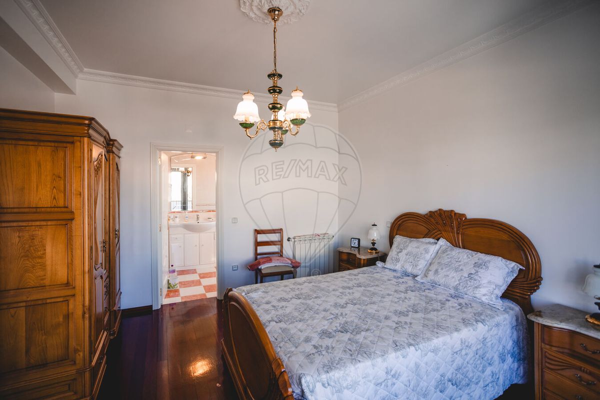 listing 126021082-8 picture-0