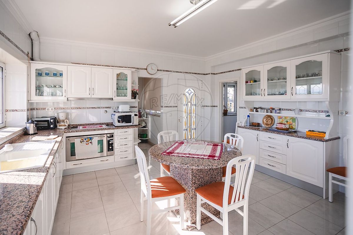 listing 126021082-8 picture-0