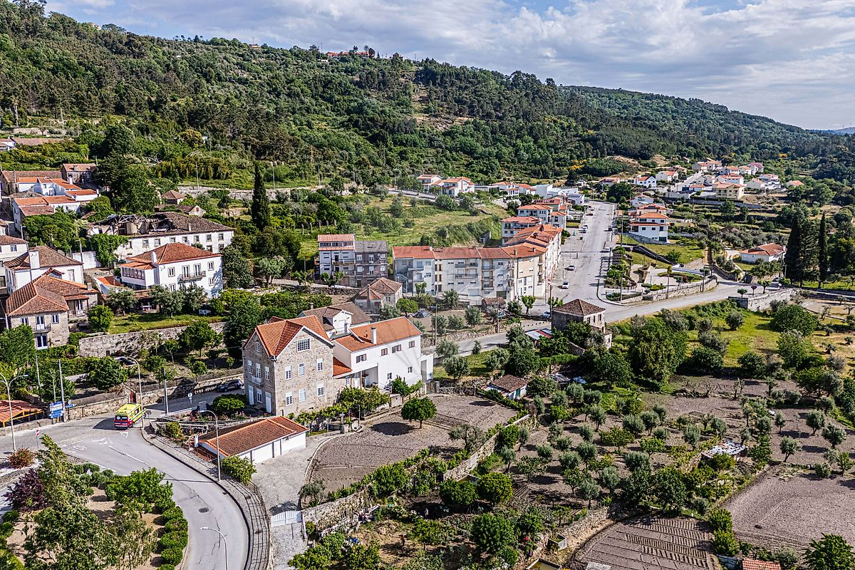 Moradia - Fornos de Algodres, Fornos de Algodres, Guarda