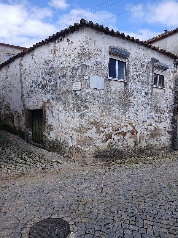 Moradia - Ferreirim e Macieira, Sernancelhe, Viseu