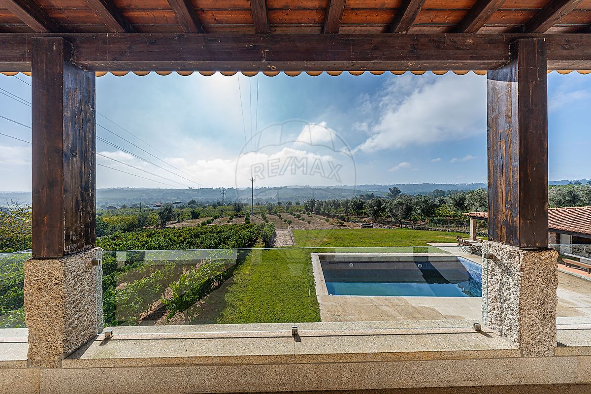 Quinta - Santar e Moreira, Nelas, Viseu
