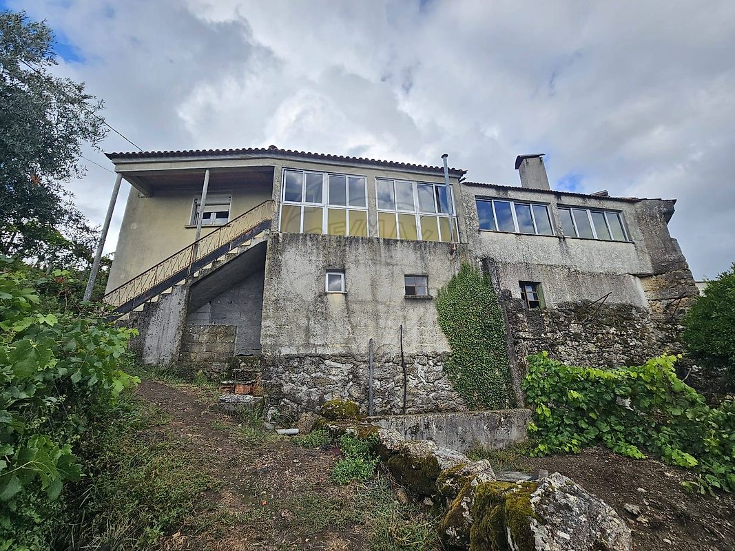 Moradia T2 em Cota, €40.000