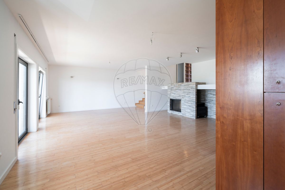 listing 126041059-18 picture-0