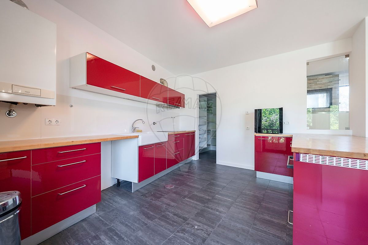 listing 126041059-18 picture-0