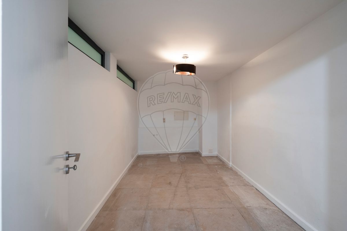 listing 126041059-18 picture-0