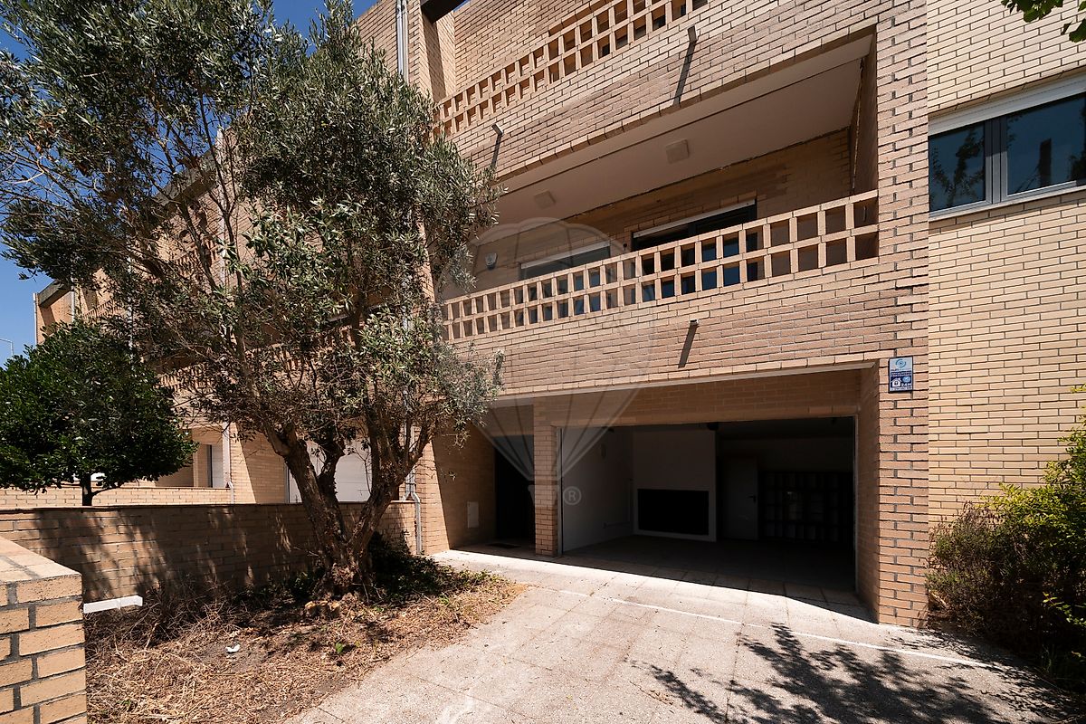 listing 126041059-18 picture-0