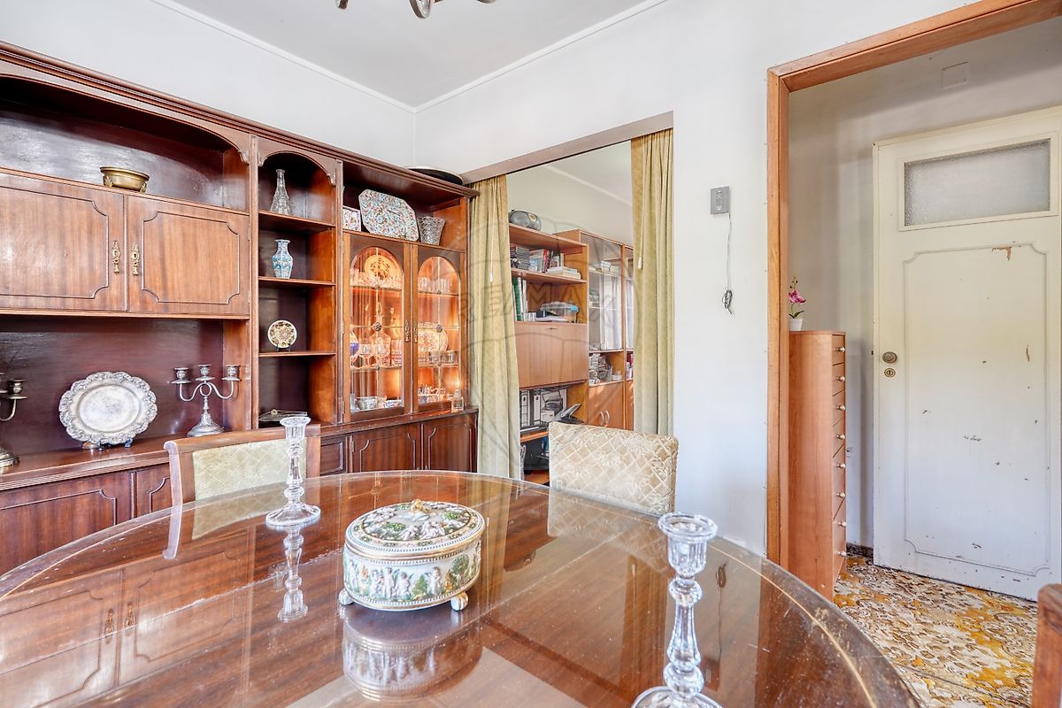 listing 126051030-54 picture-0