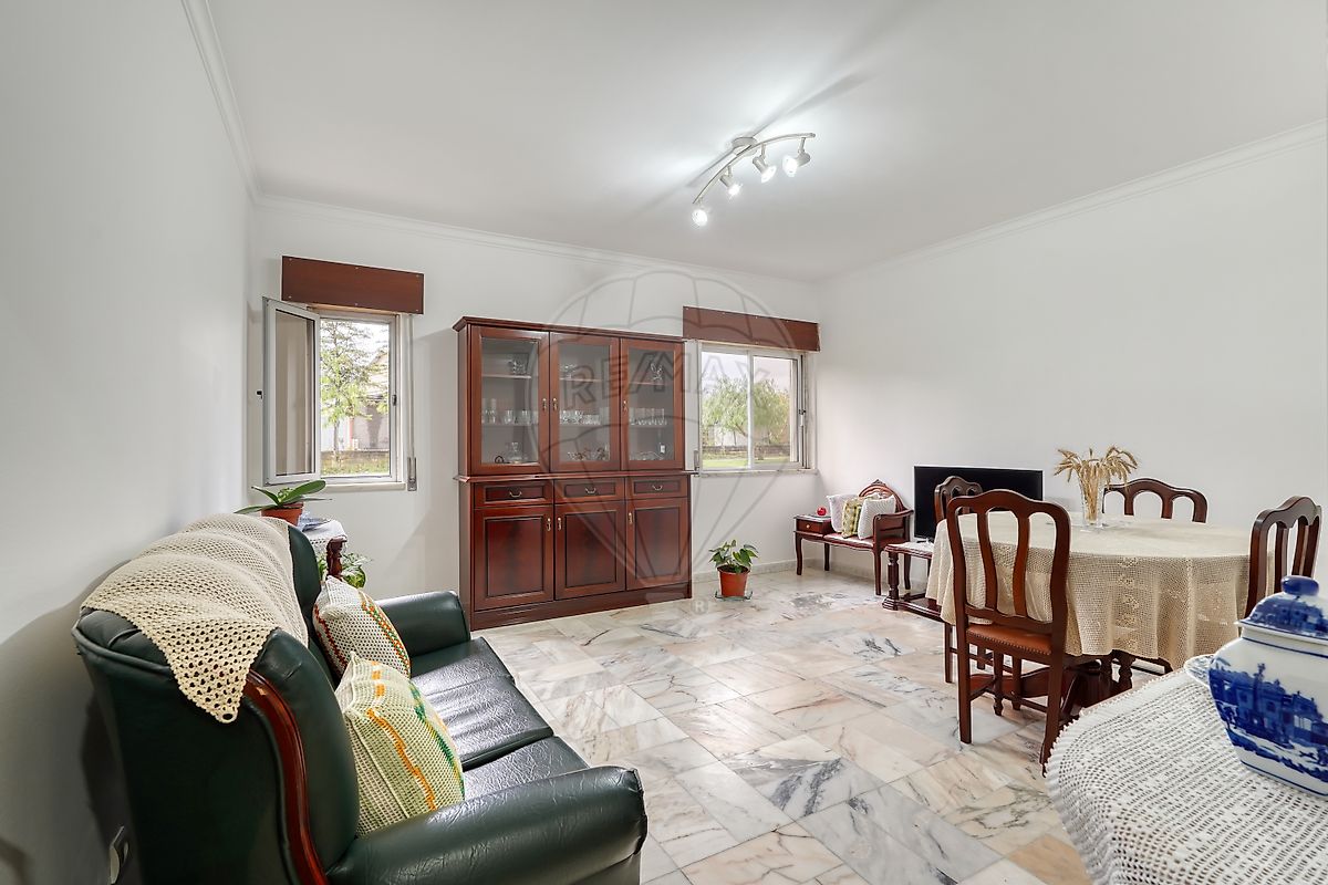 Apartamento T1 à venda em Alenquer