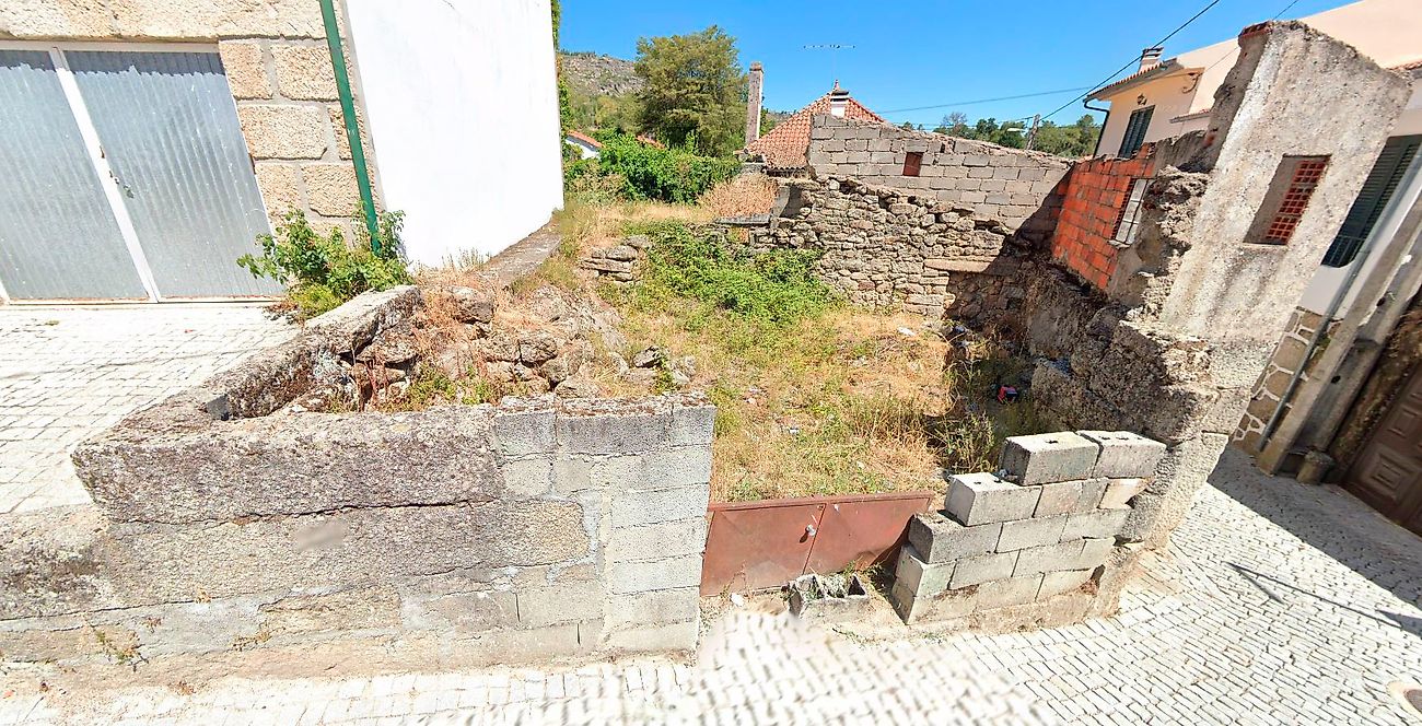 Moradia T0 à venda em Fornos de Algodres