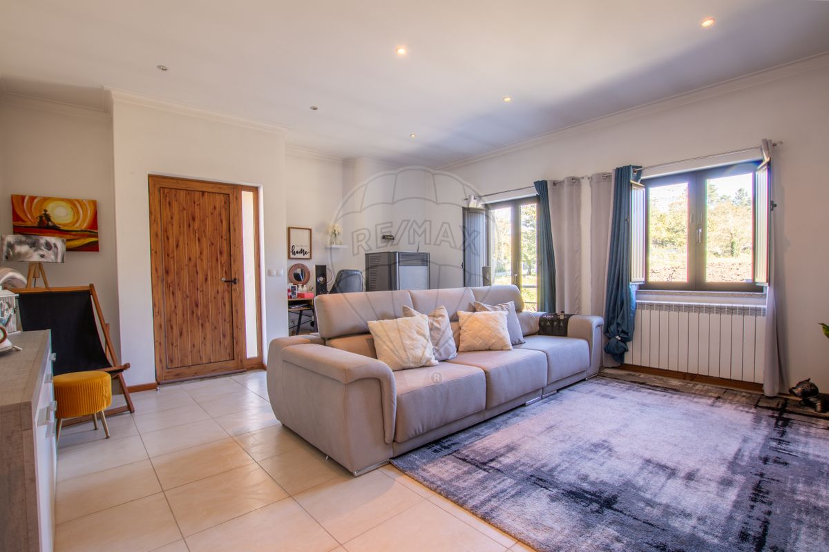 listing 126061001-231 picture-0