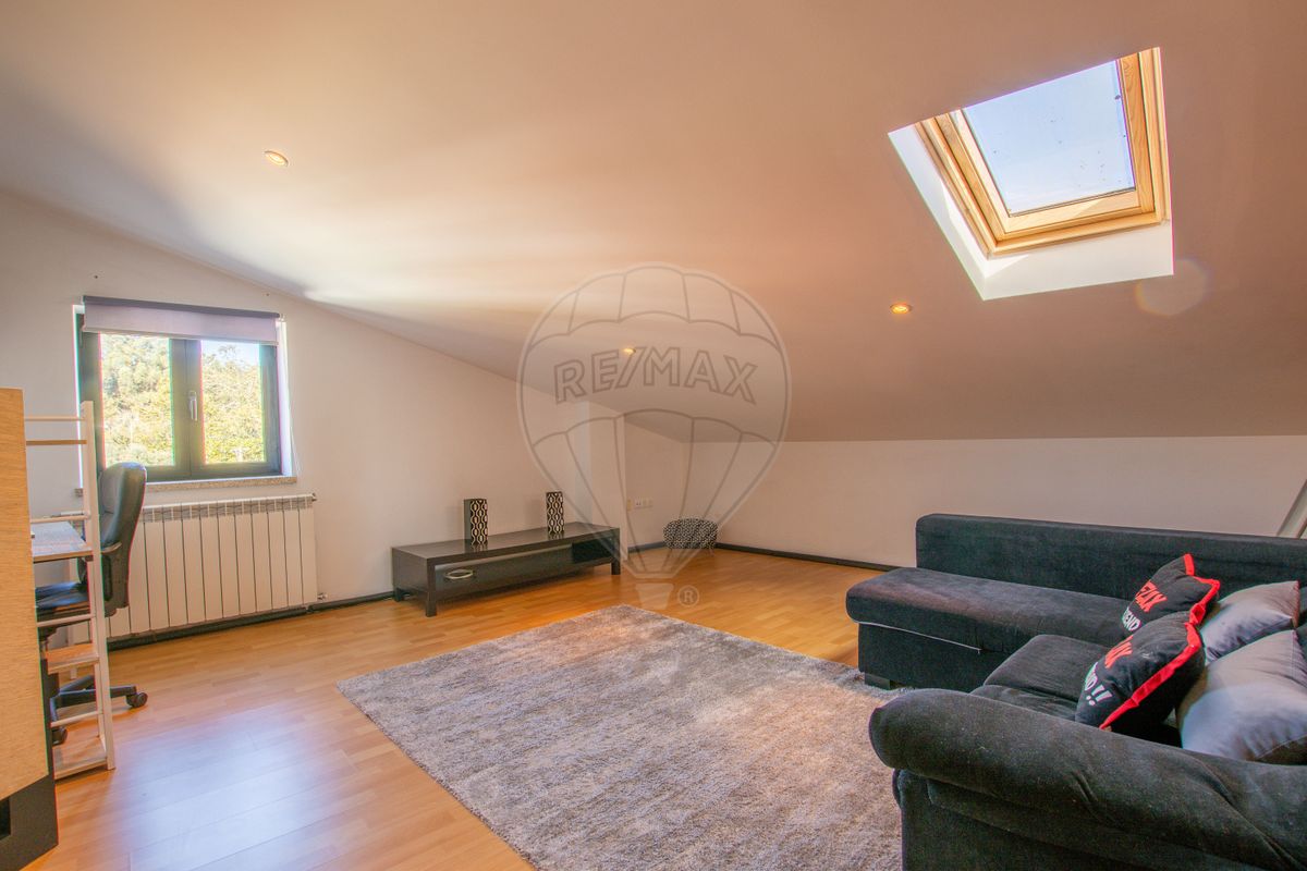 listing 126061001-231 picture-0