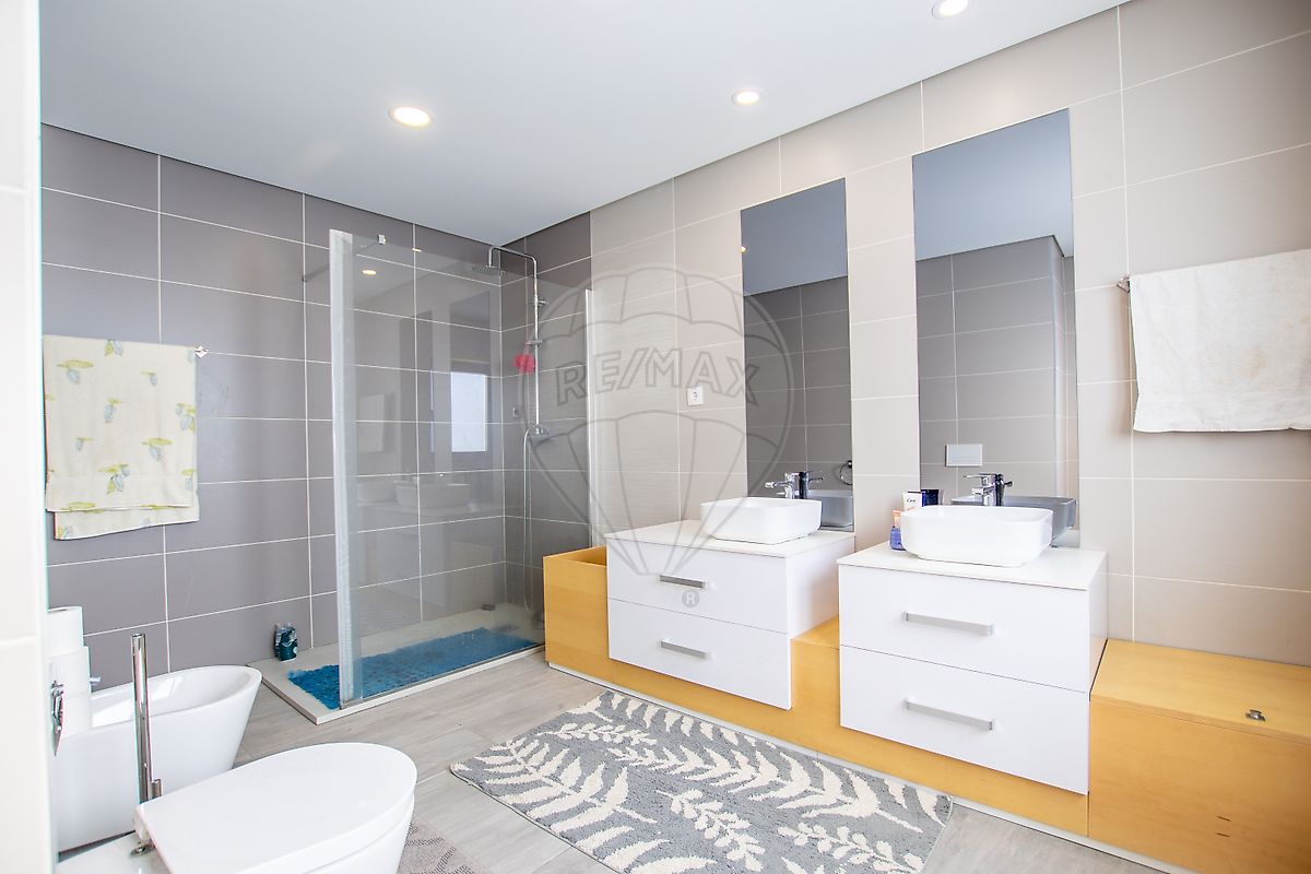 listing 126061002-150 picture-0