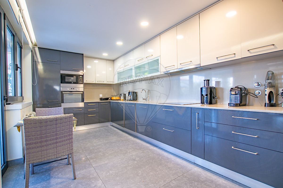listing 126061002-150 picture-0