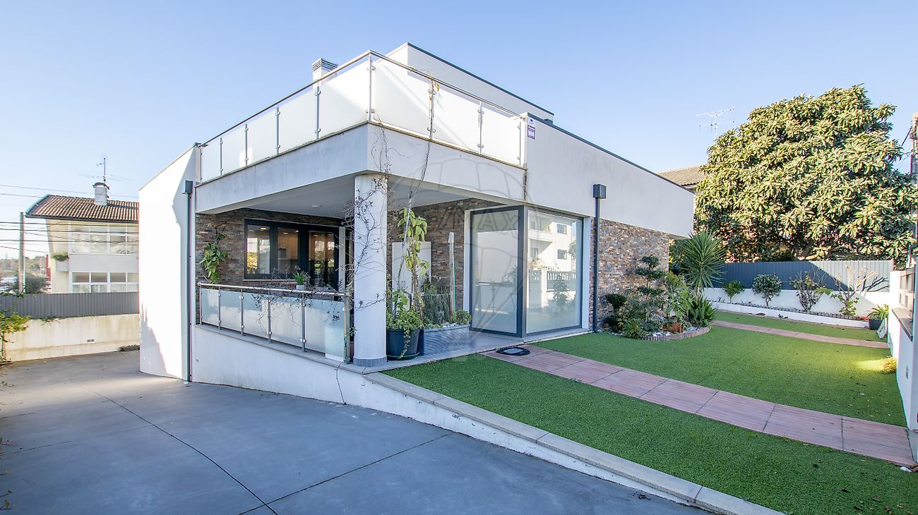 listing 126061002-150 picture-0