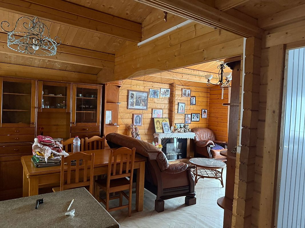 listing 126061079-2 picture-0