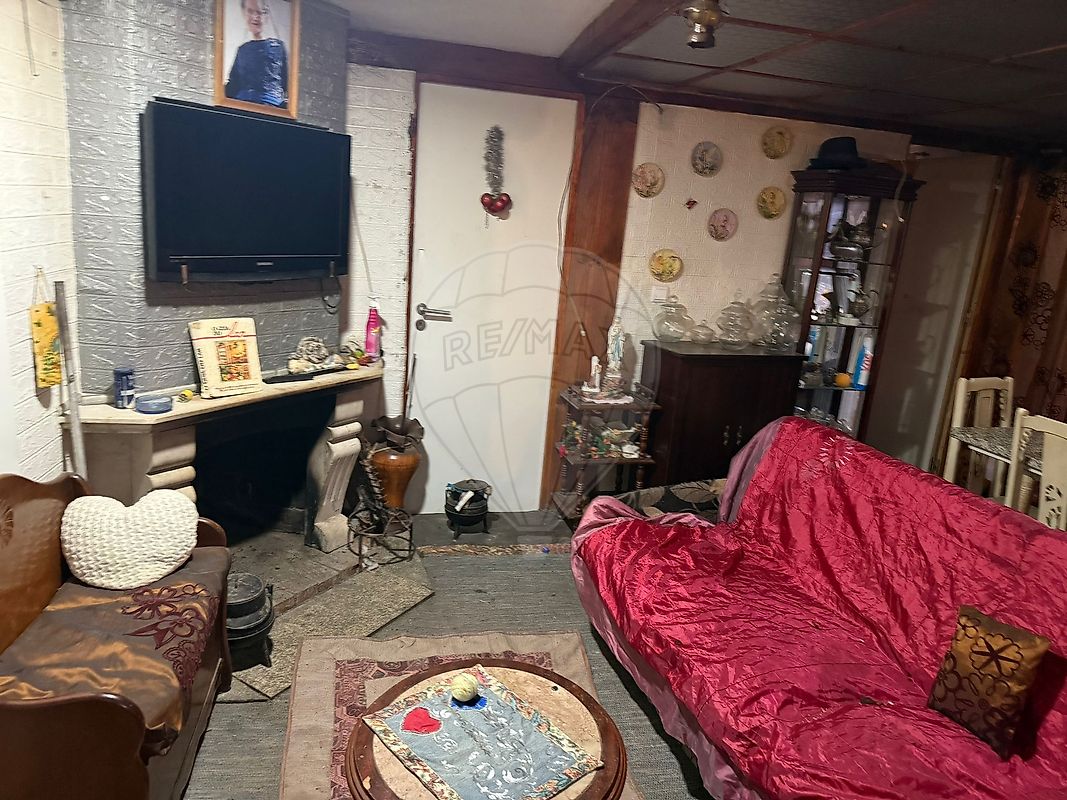 listing 126061079-2 picture-0