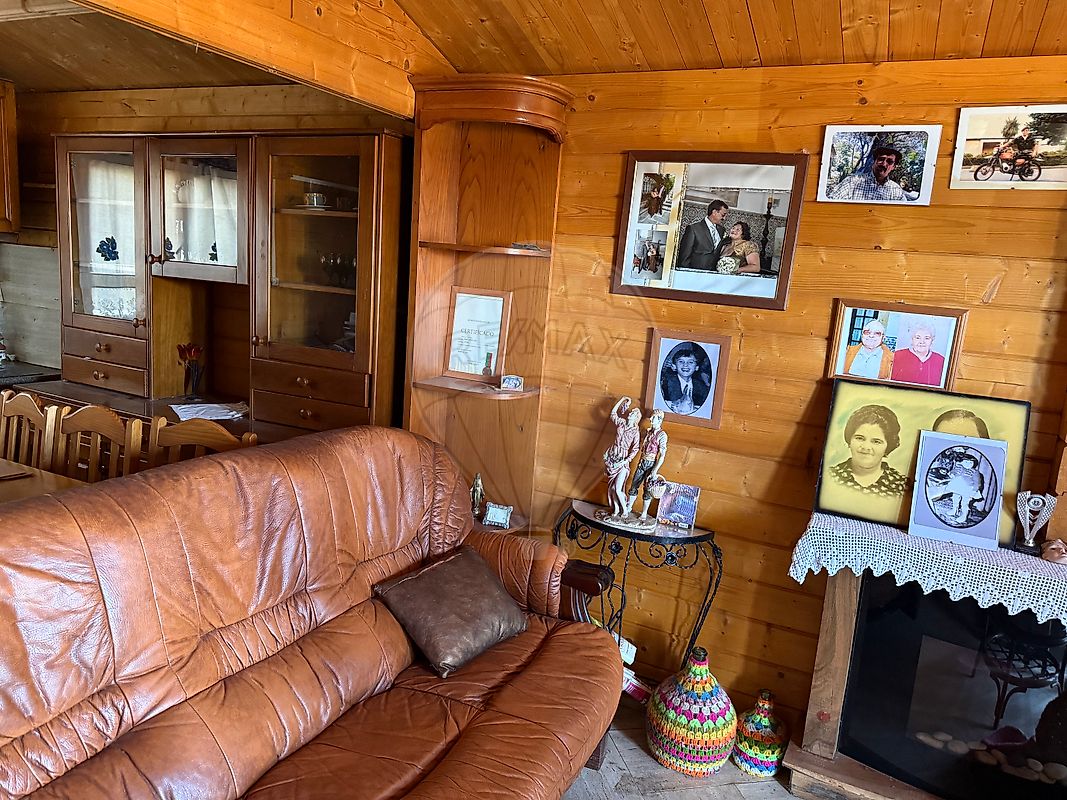 listing 126061079-2 picture-0