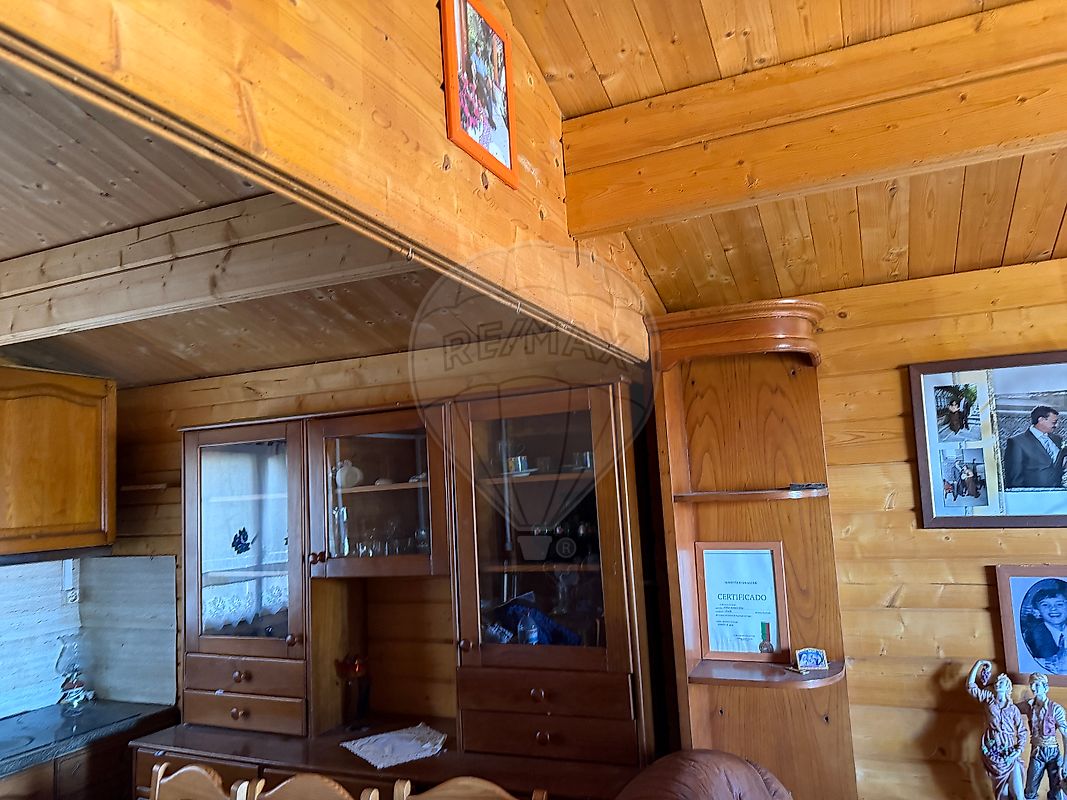 listing 126061079-2 picture-0