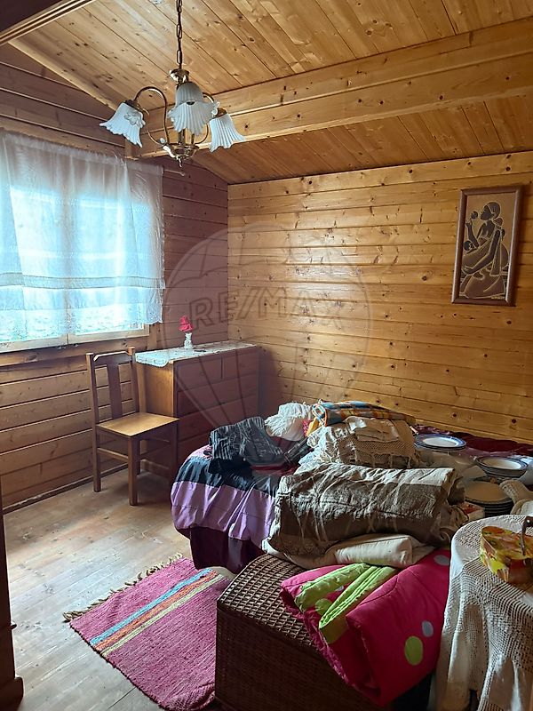 listing 126061079-2 picture-0