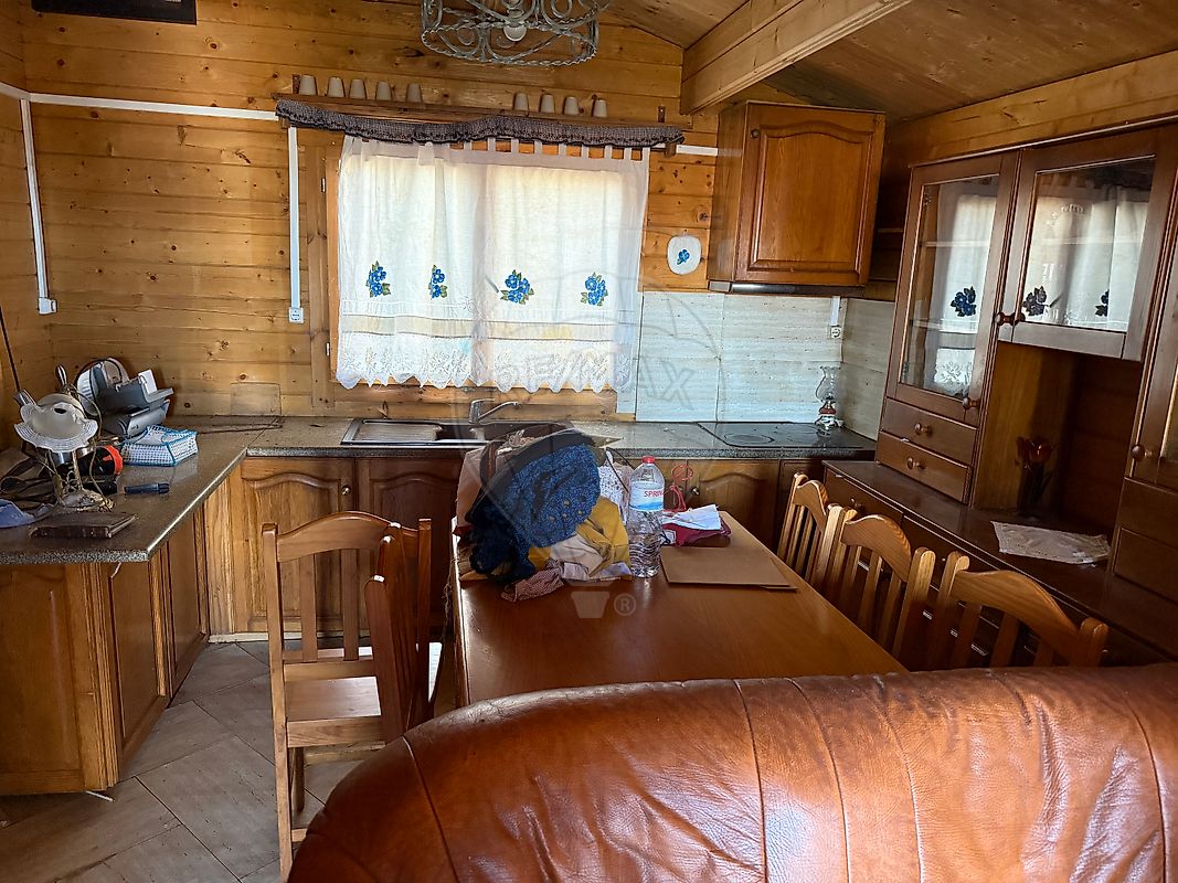 listing 126061079-2 picture-0