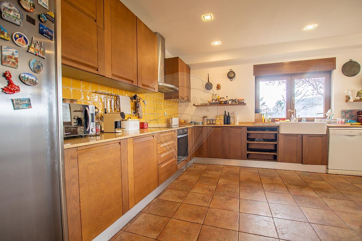 listing 126061079-1 picture-0