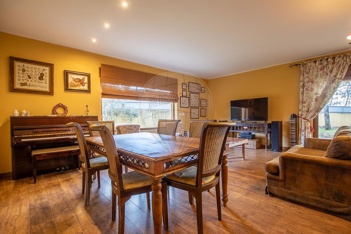 listing 126061079-1 picture-0