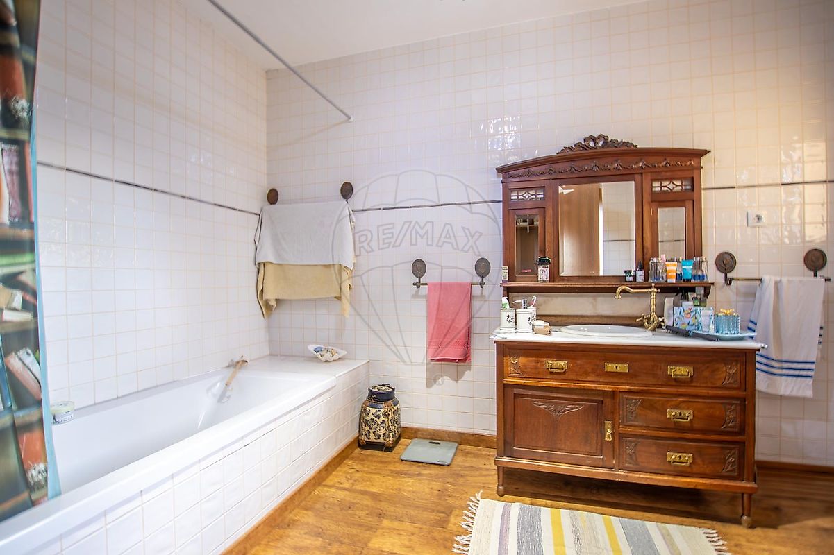 listing 126061079-1 picture-0