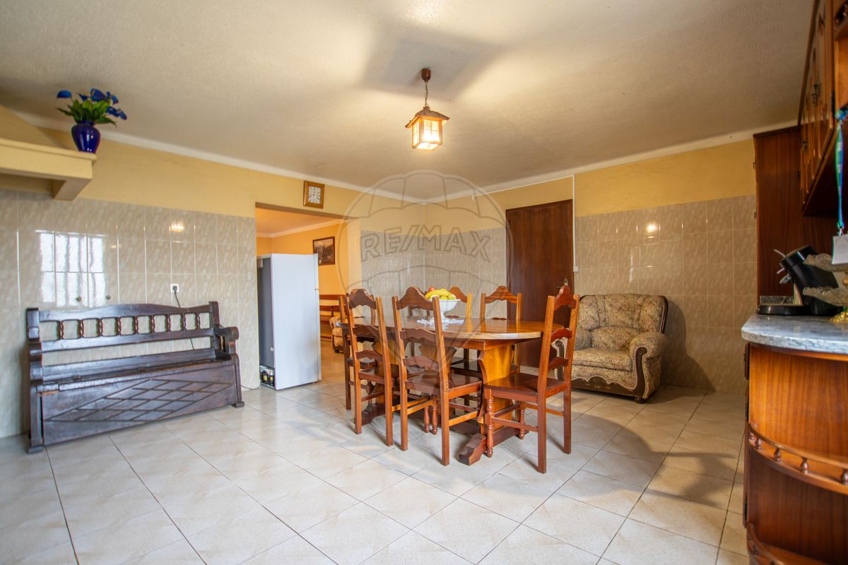 listing 126061055-55 picture-0