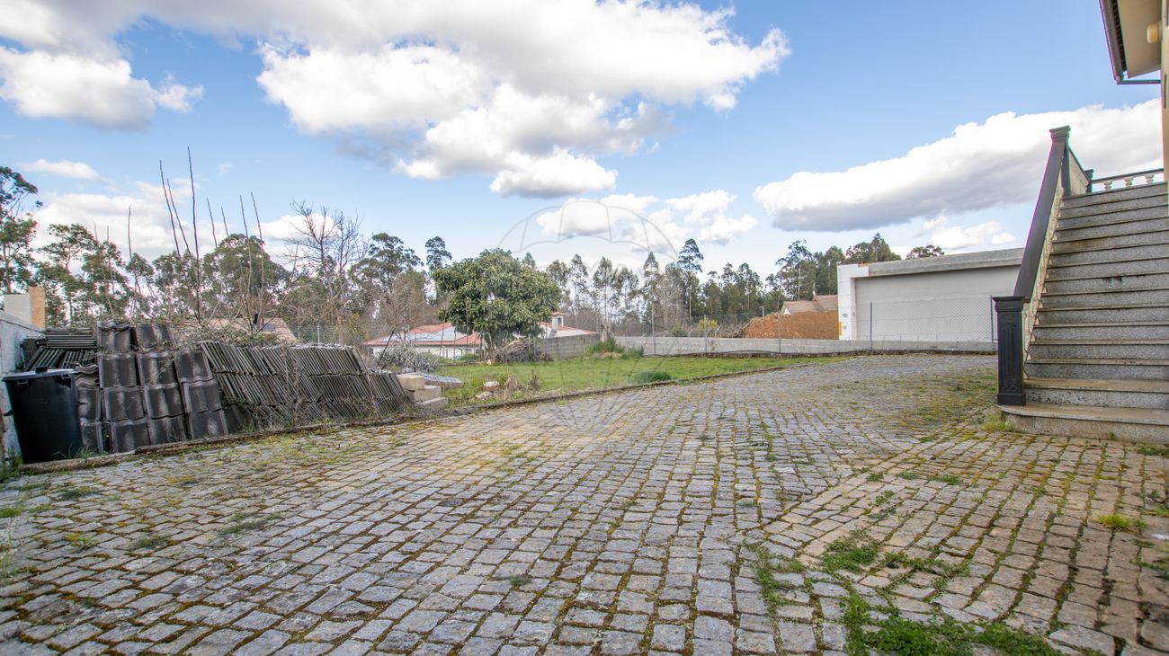 listing 126061055-55 picture-0